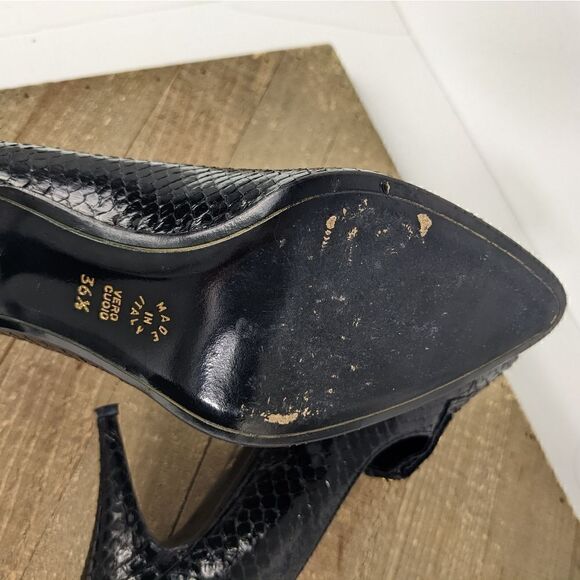 Vintage leather pumps, snakeskin heels, black vintage heels, 80s party shoes 6.5 - Picture 6 of 7